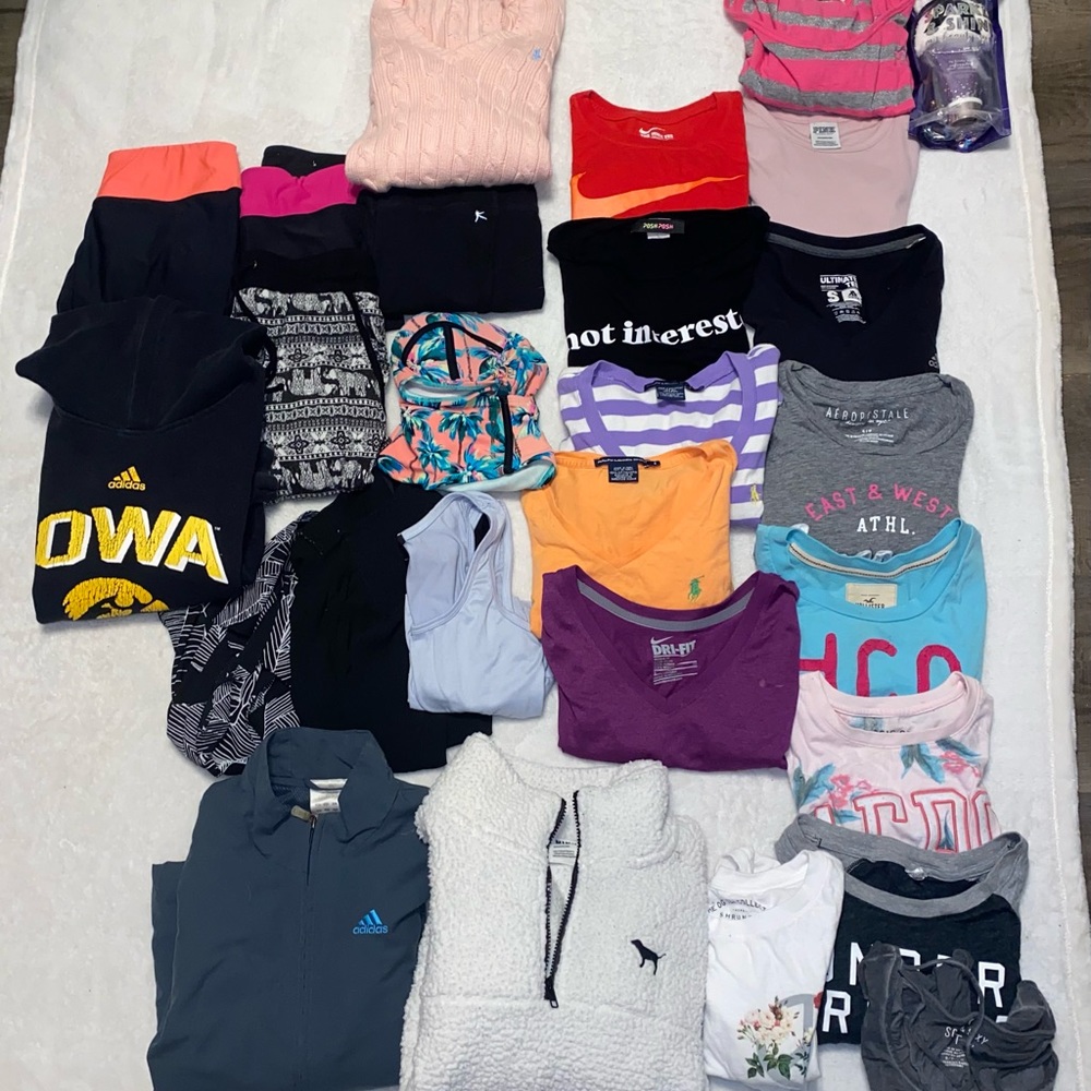 Women’s clothing lot